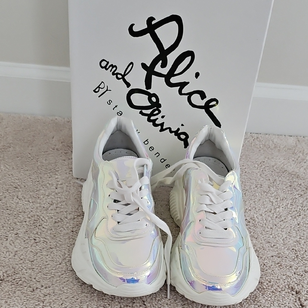 Alice + Olivia White Dust Bag